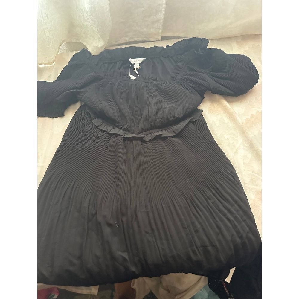 Beyond World Size Small Females